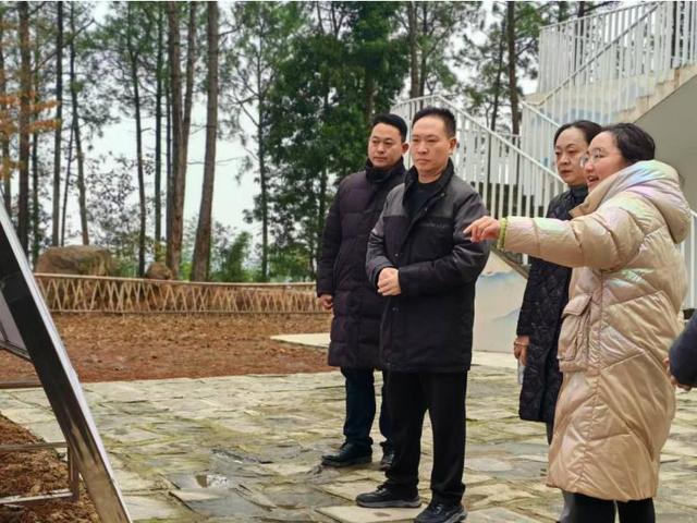 宜宾市文广旅游局调研指导南溪区黄沙镇清水村研学基地建设