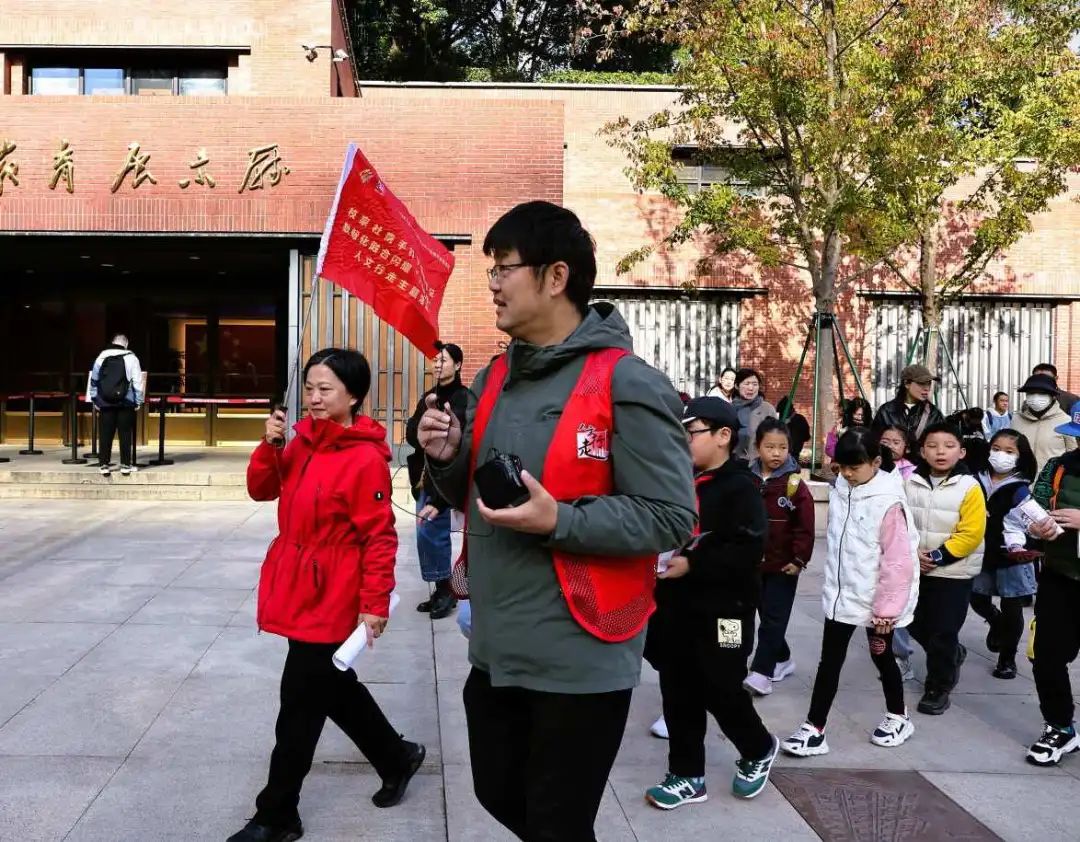 上海市:新增6条“阳光行走”线路涵盖20个行走学习点和12条长三角主题学习线路! 上海市:新增6条“阳光行走”线路涵盖20个行走学习点和12条长三角主题学习线路!