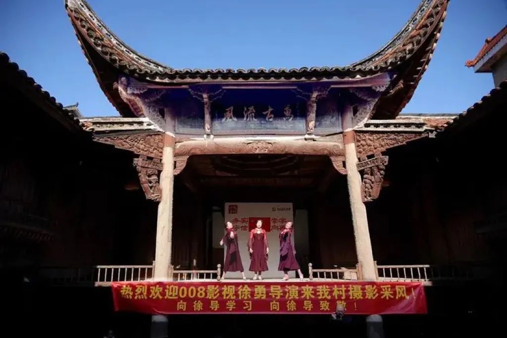 WechatIMG17.jpg 银发研学游爆火!如何打造中老年人的第二课堂?