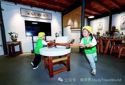 走，向更大的“课堂”进发