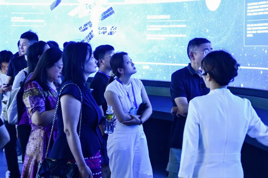 研学头条私董会海南游学暨第九届闭门会圆满落幕! 研学头条私董会海南游学暨第九届闭门会圆满落幕!