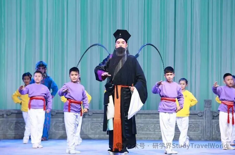 中国戏曲学院附中开展“文化润疆·非遗赋能”戏曲研学活动