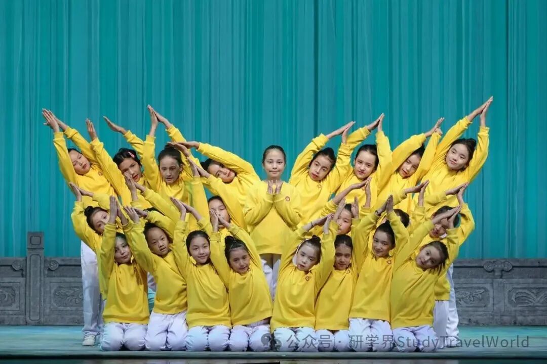 中国戏曲学院附中开展“文化润疆·非遗赋能”戏曲研学活动 中国戏曲学院附中开展“文化润疆·非遗赋能”戏曲研学活动