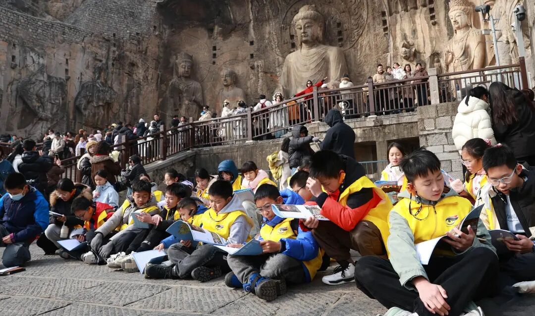 广州学子赴豫开展中原文化深度研学,郑聚英才研学科技全程服务荣获好评 广州学子赴豫开展中原文化深度研学,郑聚英才研学科技全程服务荣获好评