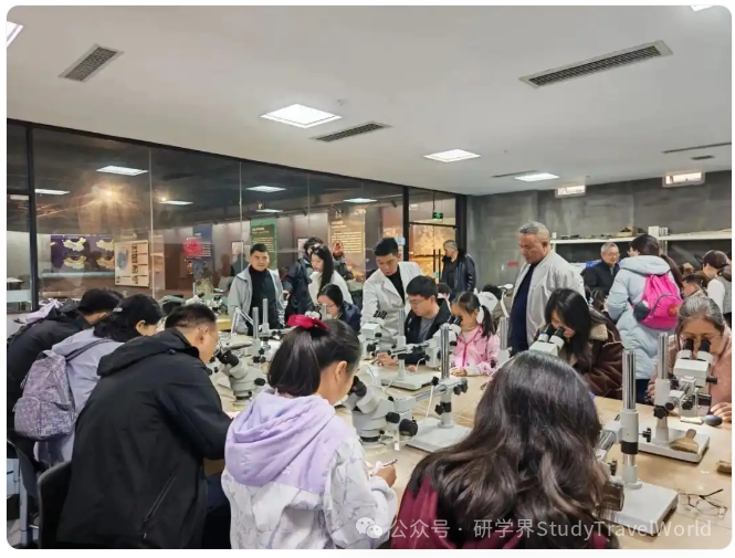 黔西南兴义：假期研学热，在“行走的课堂”里读懂家乡