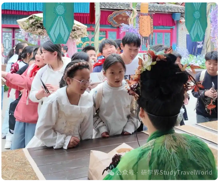 单日近 3000 名学生涌入！横店春日研学彻底火了