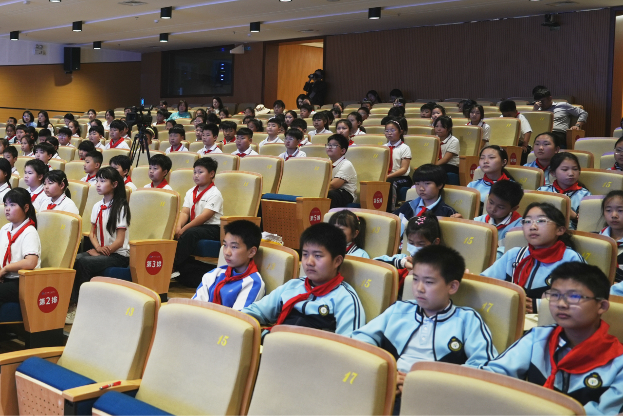 技能点亮梦想·匠心铸就未来——技能科普启幕大会在郑州举行